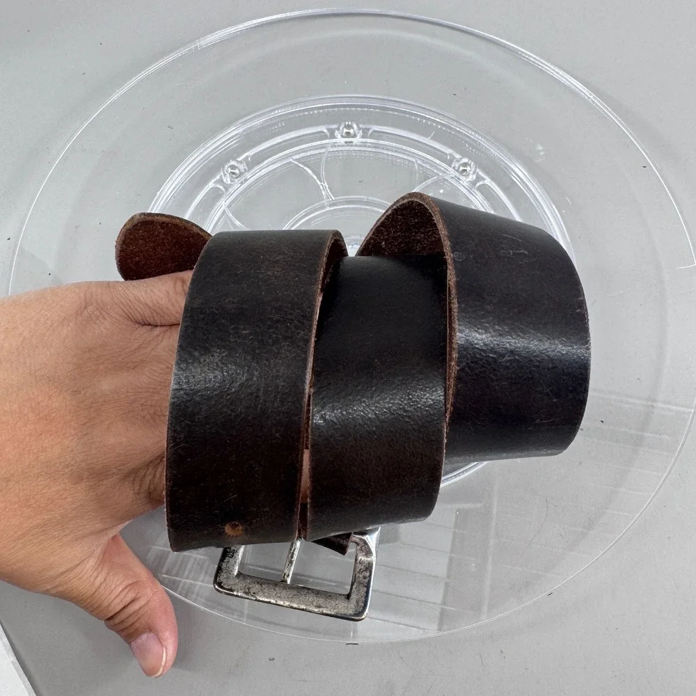 Levis Mens Belt Split Cowhide Leather Made in USA Distressed Brown 32/80 Rugged